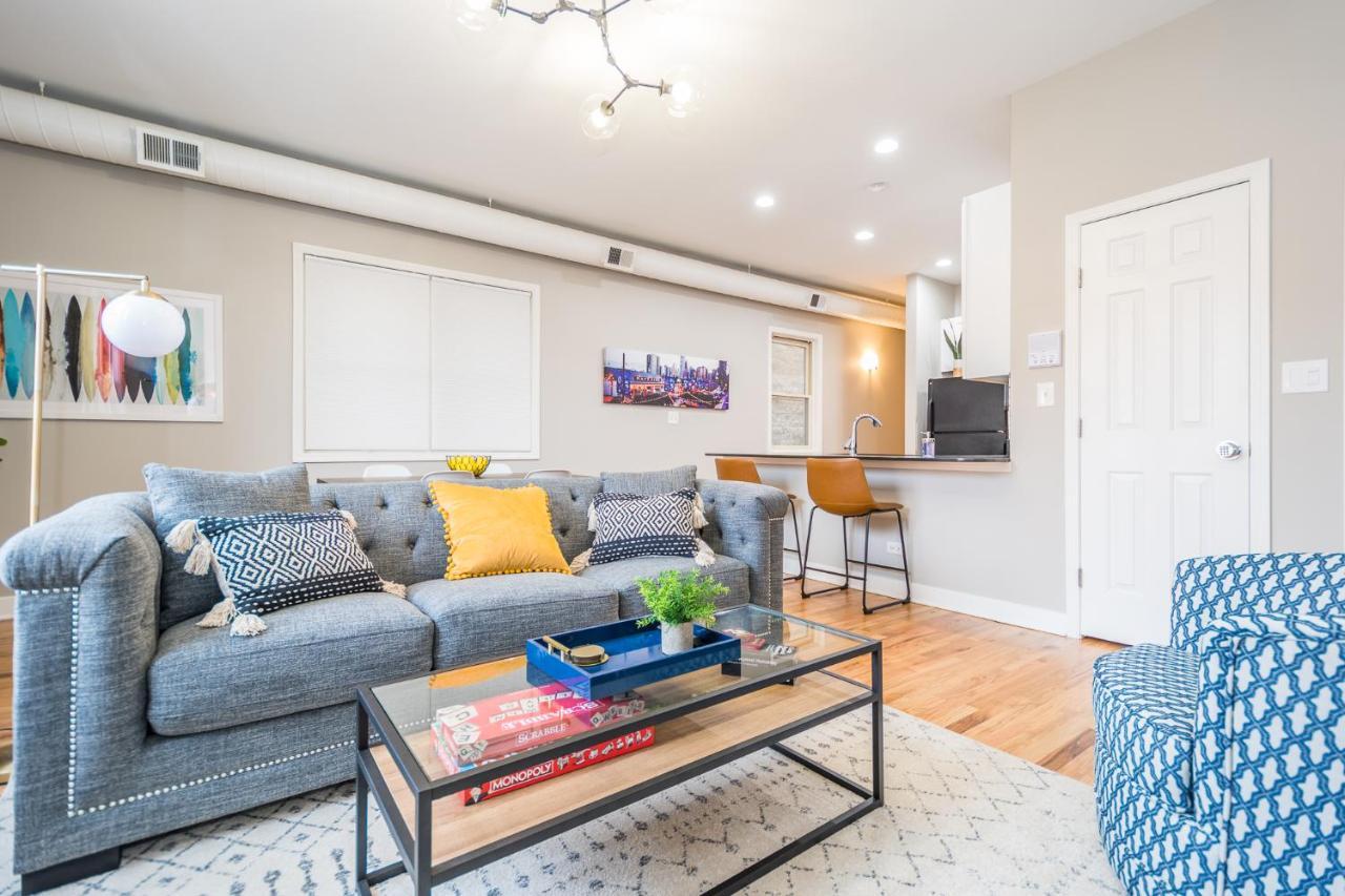 Vibrant And Modern 2-Bedroom Home Near Downtown Chicago Exterior foto